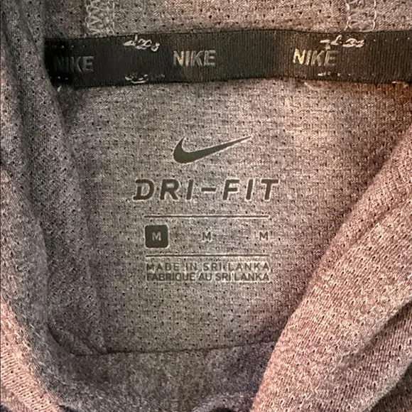 Nike Kids Heathered Gray Long Sleeve Tee - Picture 2 of 3